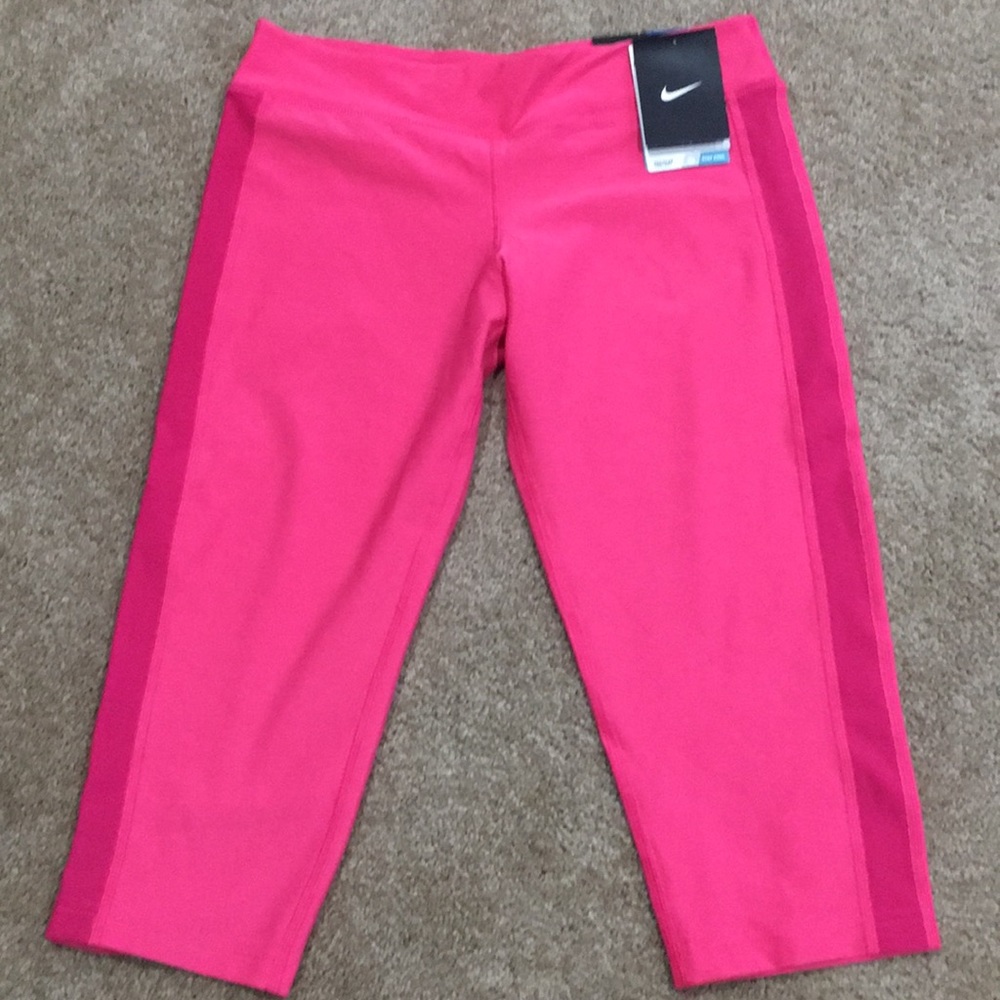 Girls Nike Capri tights
